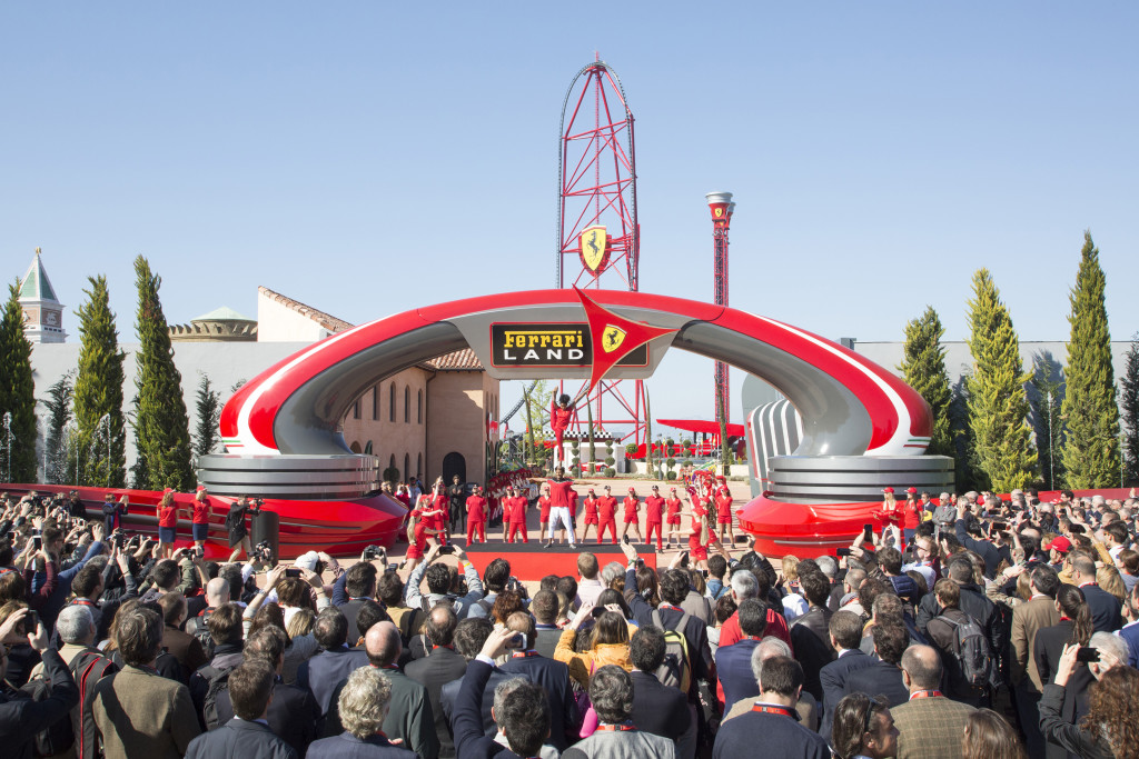 Взрослые игры: в испанской Таррагоне открылся тематический парк Ferrari Land
